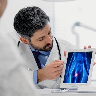 Ne tetézd a problémát halogatással: Proktológiai vizsgálat aranyérpanaszok orvoslására és végbélrák megelőző állapotok szűrésére a Benyovszky Orvosi Központban