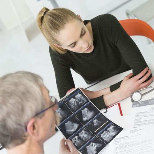 Hölgyek részére teljes körű ultrahang vizsgálat csomag: hasi és kismedencei, nyaki komplex (pajzsmirigy, nyálmirigyek és nyaki lágyrészek), Inguinalis, és komplex emlő